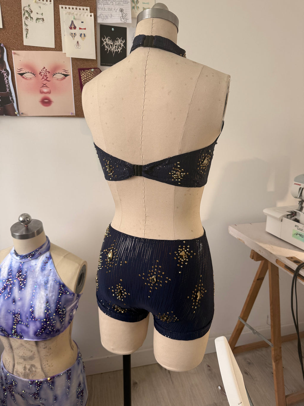 IPSF SET rhinestones