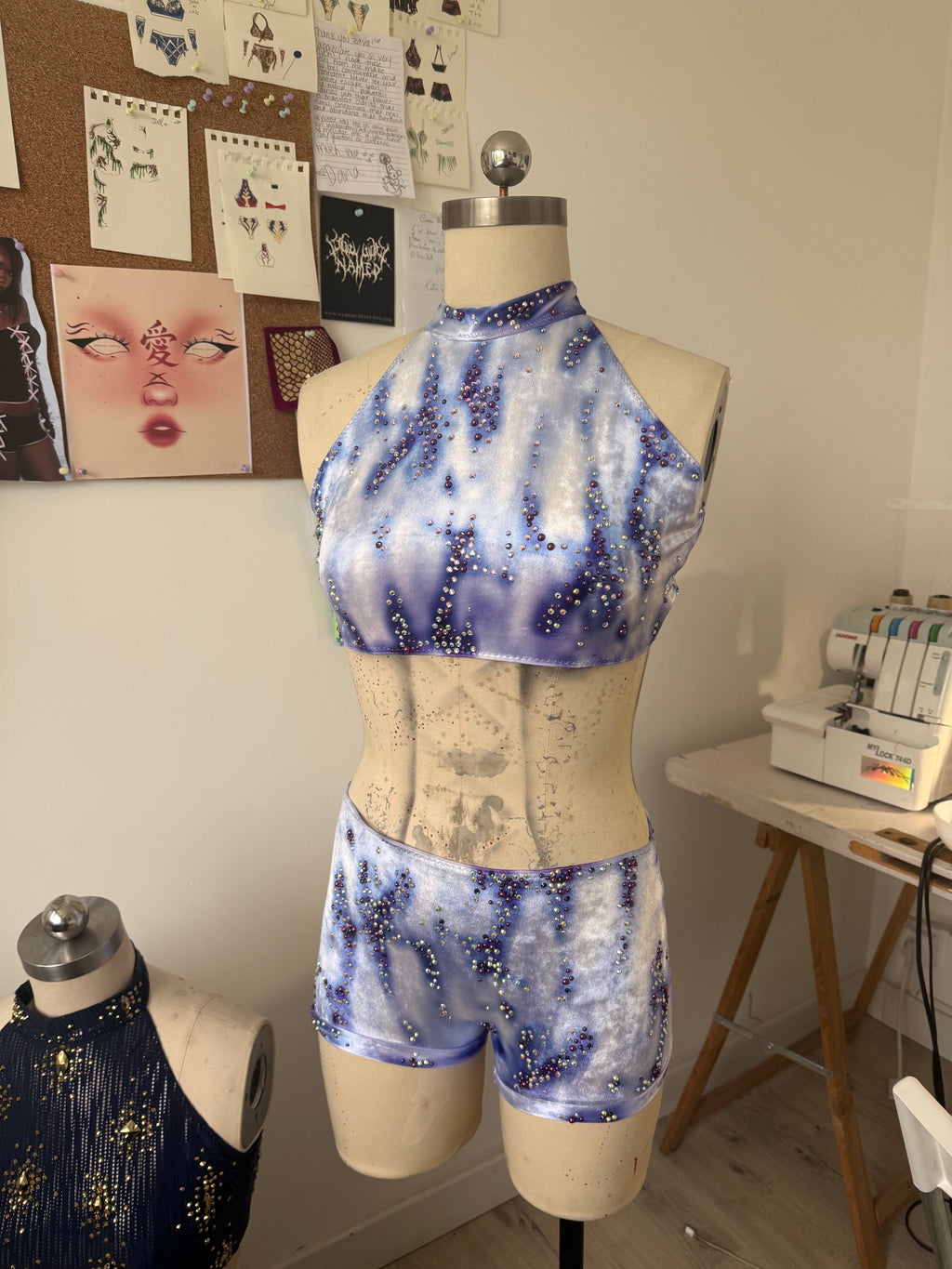 IPSF SET rhinestones