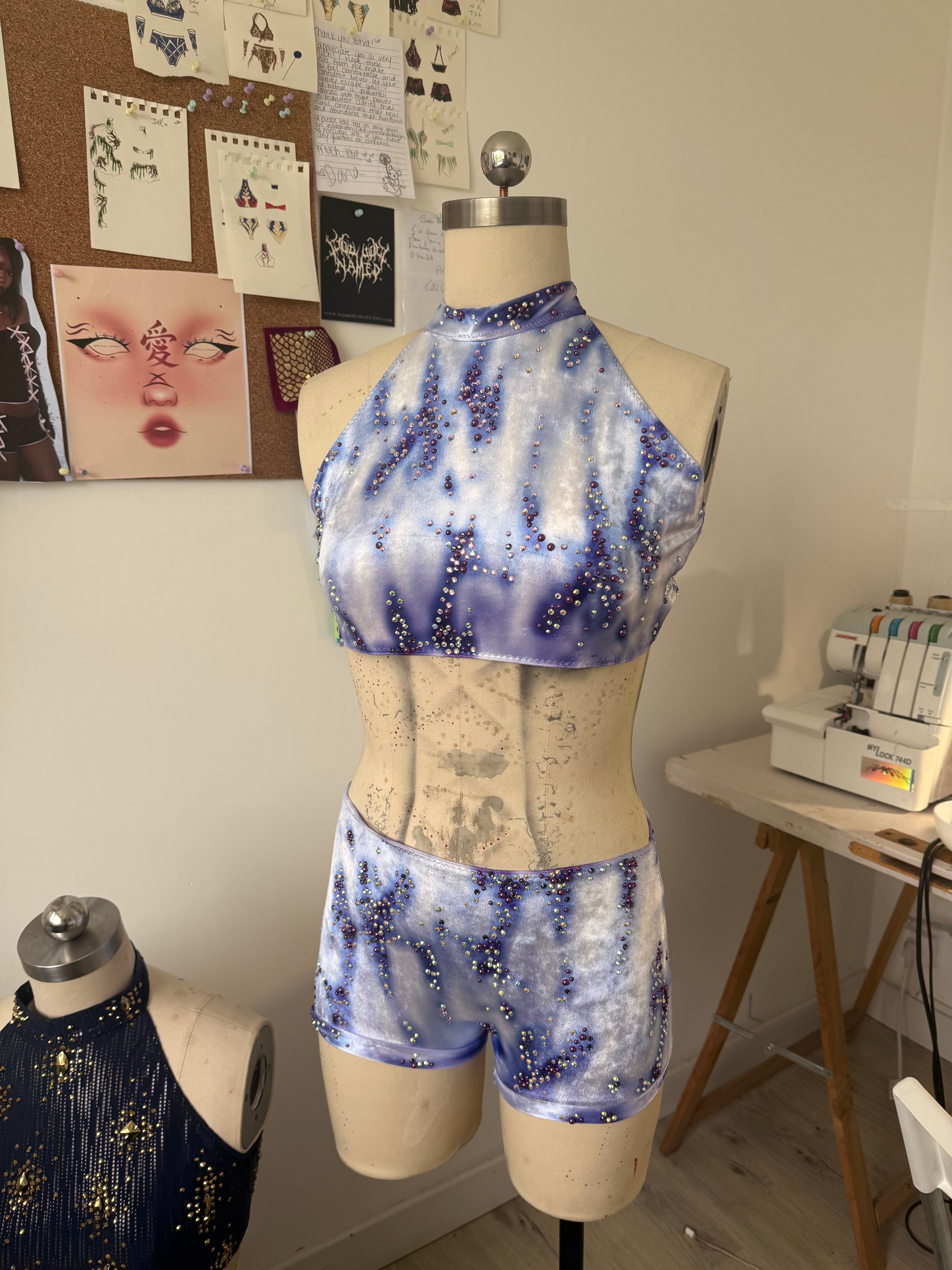 IPSF SET rhinestones