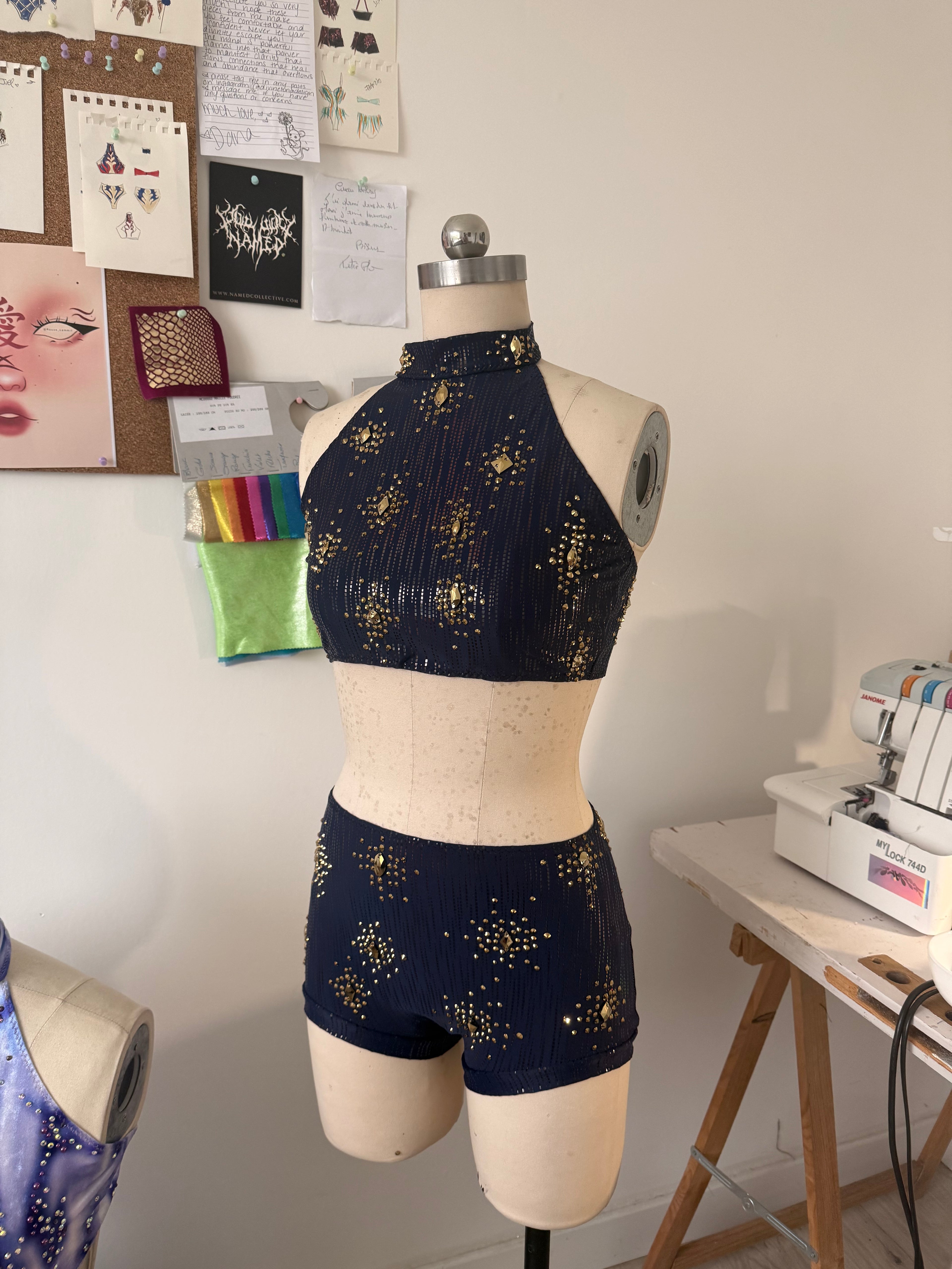 IPSF SET rhinestones